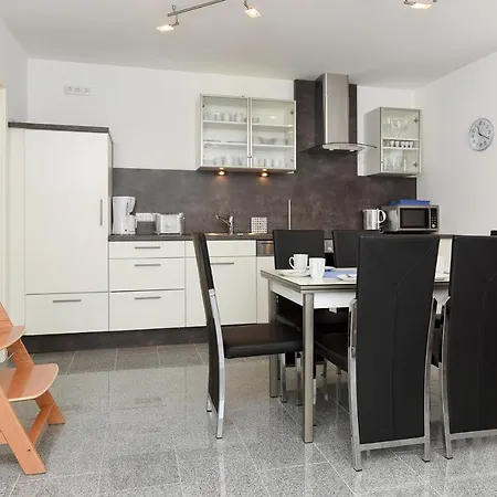 Apartment Feriendomizil Am Kurpark *